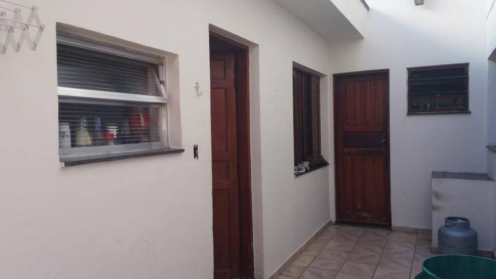 Sobrado à venda com 3 quartos, 230m² - Foto 5