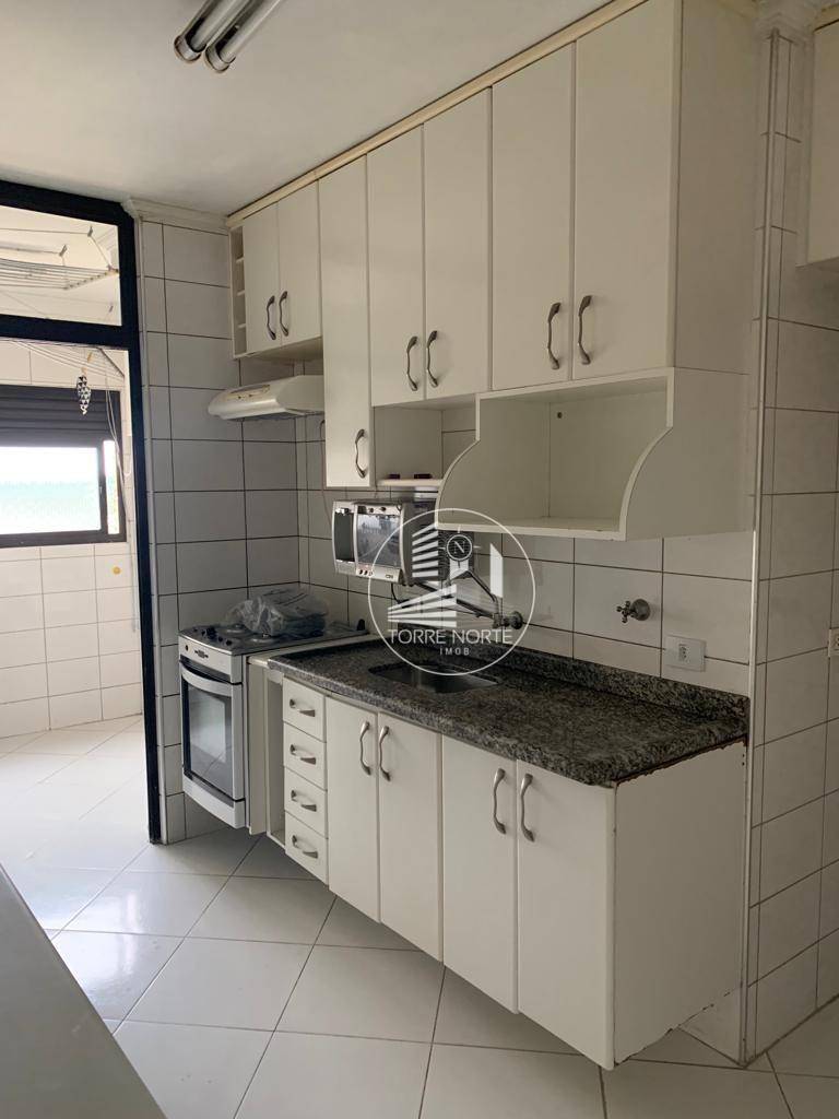 Apartamento à venda com 3 quartos, 98m² - Foto 27