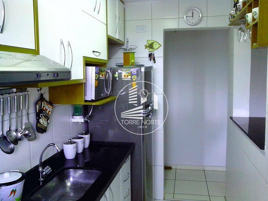 Apartamento à venda com 2 quartos, 48m² - Foto 4