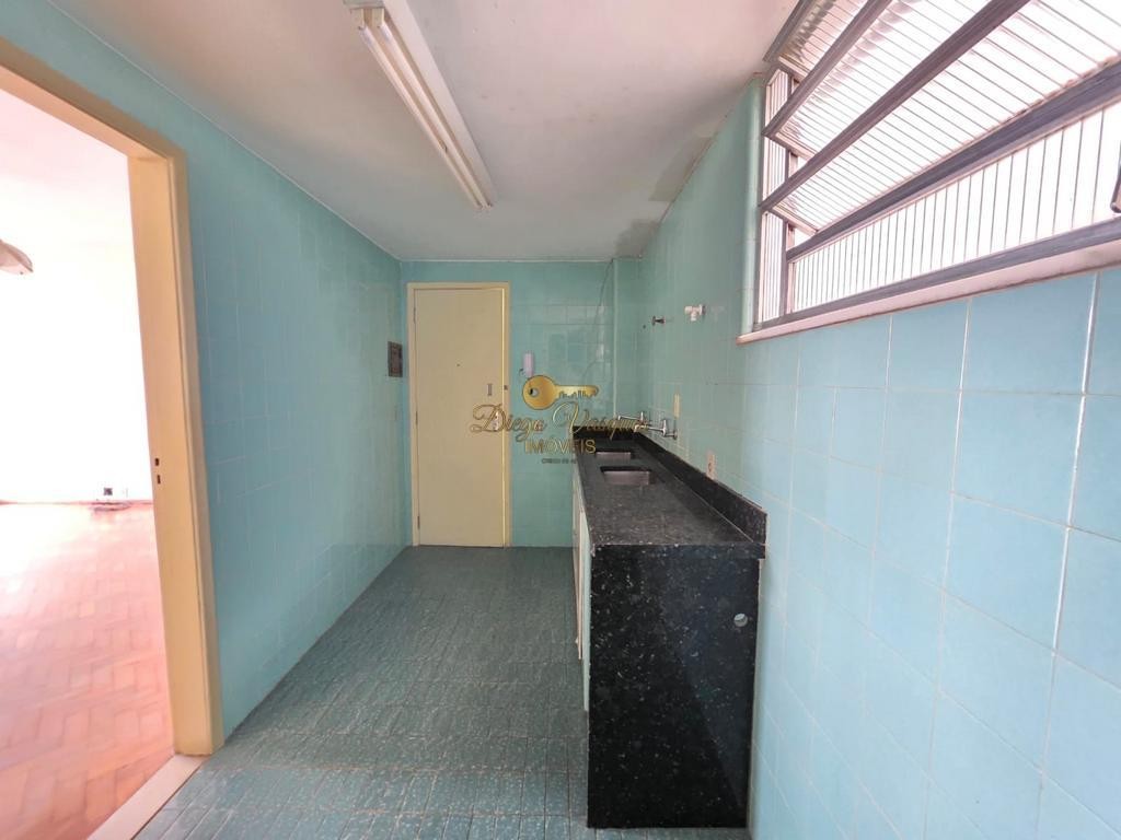 Apartamento à venda com 2 quartos, 80m² - Foto 8