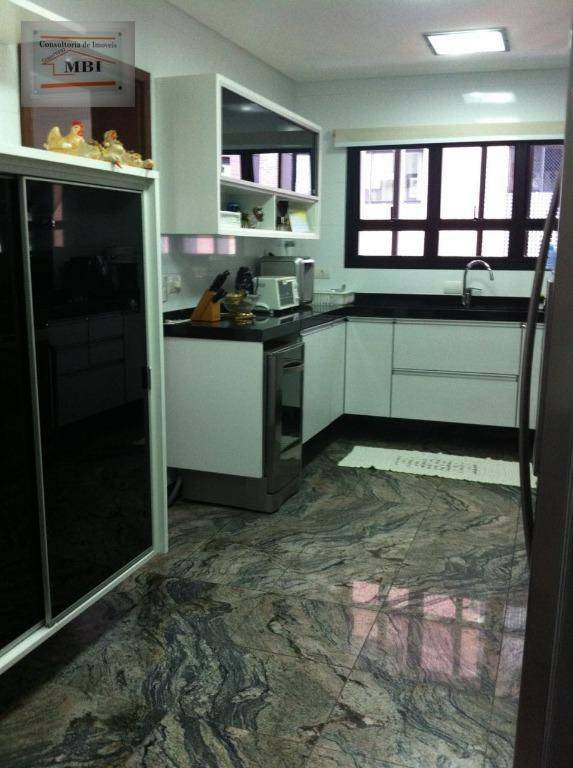 Apartamento à venda com 3 quartos, 243m² - Foto 20