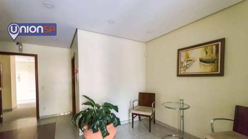 Apartamento à venda com 2 quartos, 70m² - Foto 22