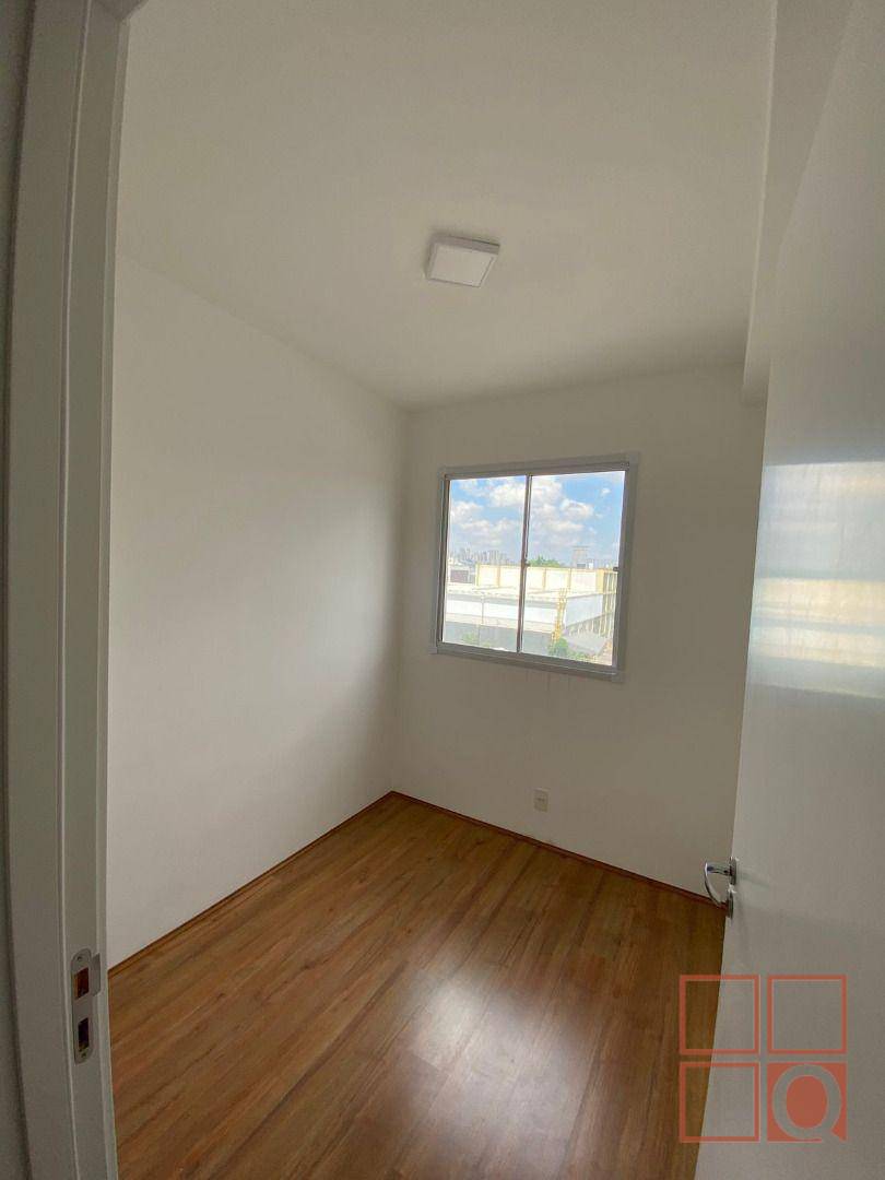 Apartamento à venda com 2 quartos, 40m² - Foto 8