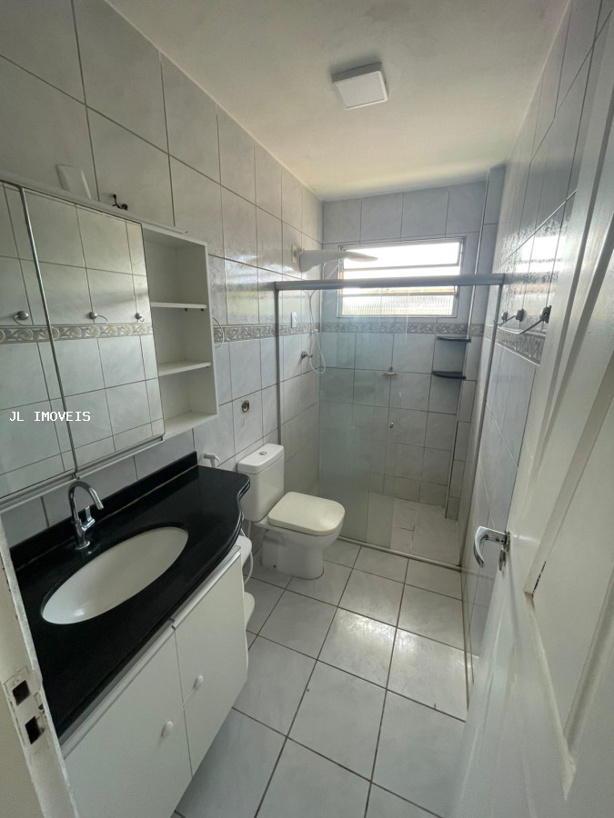 Apartamento à venda com 2 quartos, 75m² - Foto 17