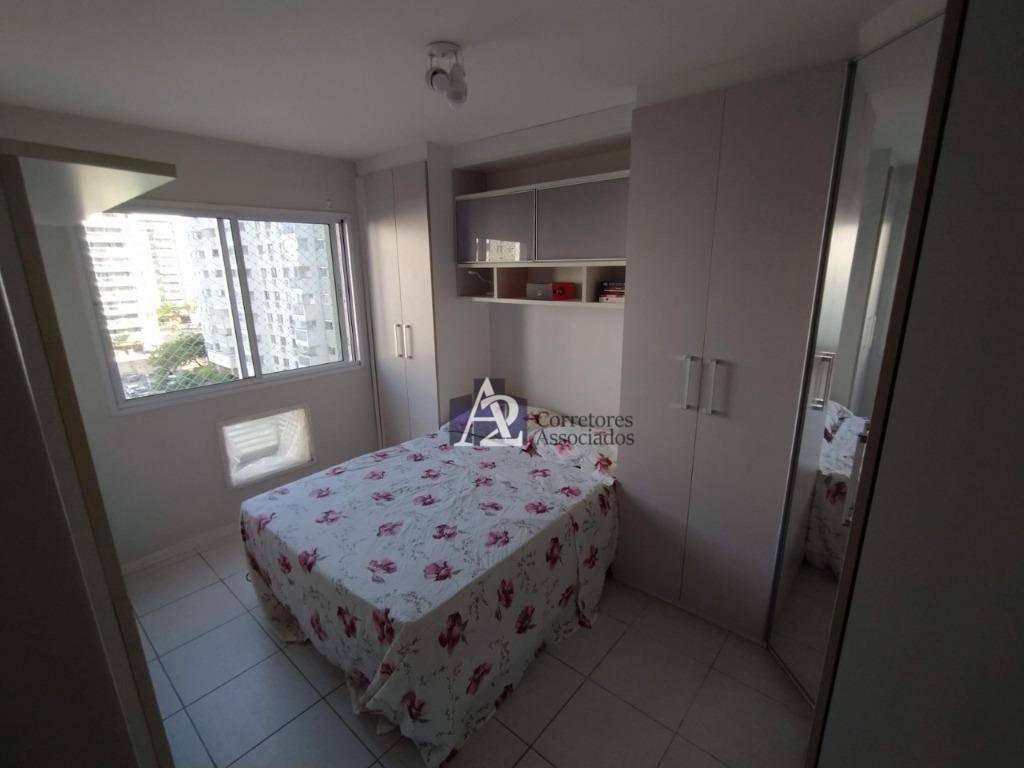 Apartamento à venda com 2 quartos, 68m² - Foto 6