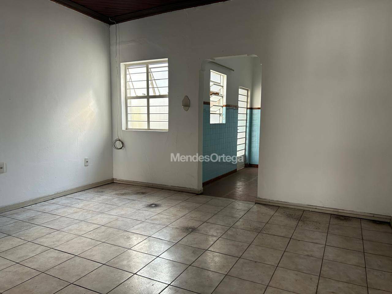 Casa à venda com 2 quartos, 90m² - Foto 6