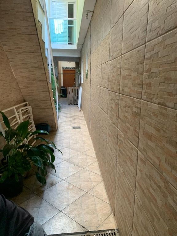 Sobrado à venda com 2 quartos, 200m² - Foto 4