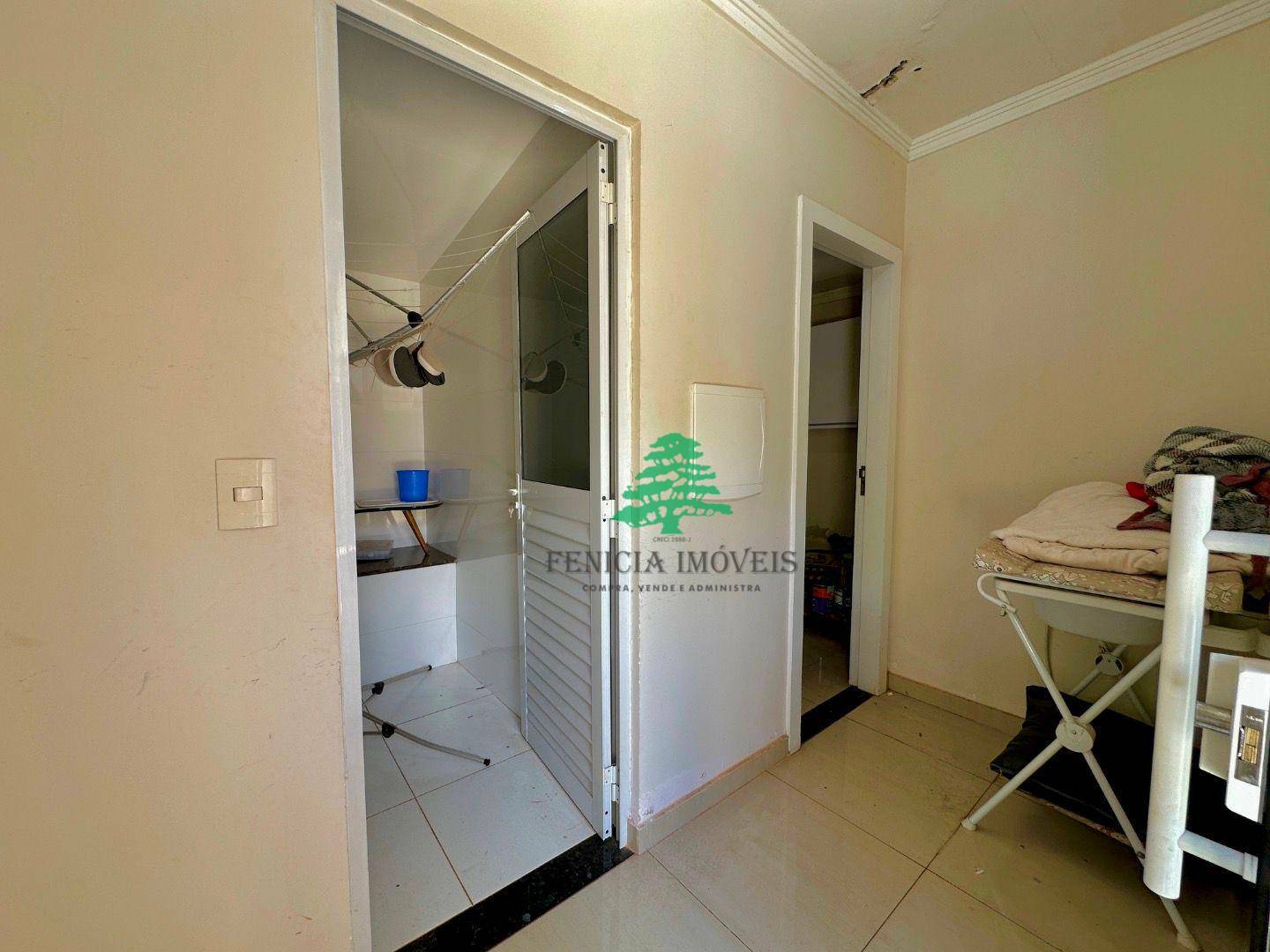 Casa para alugar com 3 quartos, 400m² - Foto 48