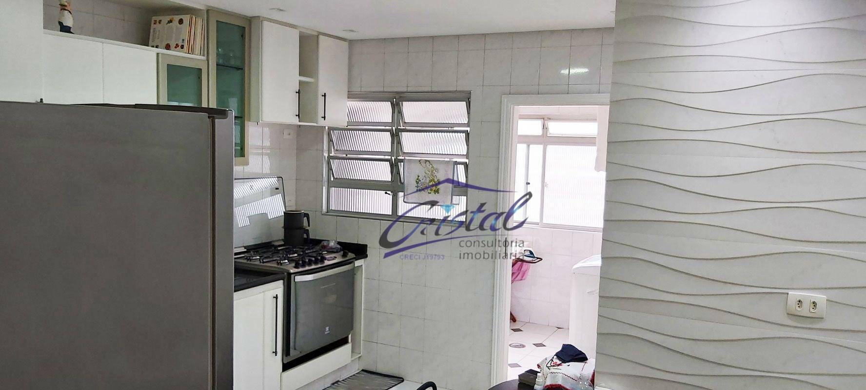 Apartamento à venda com 3 quartos, 216m² - Foto 10