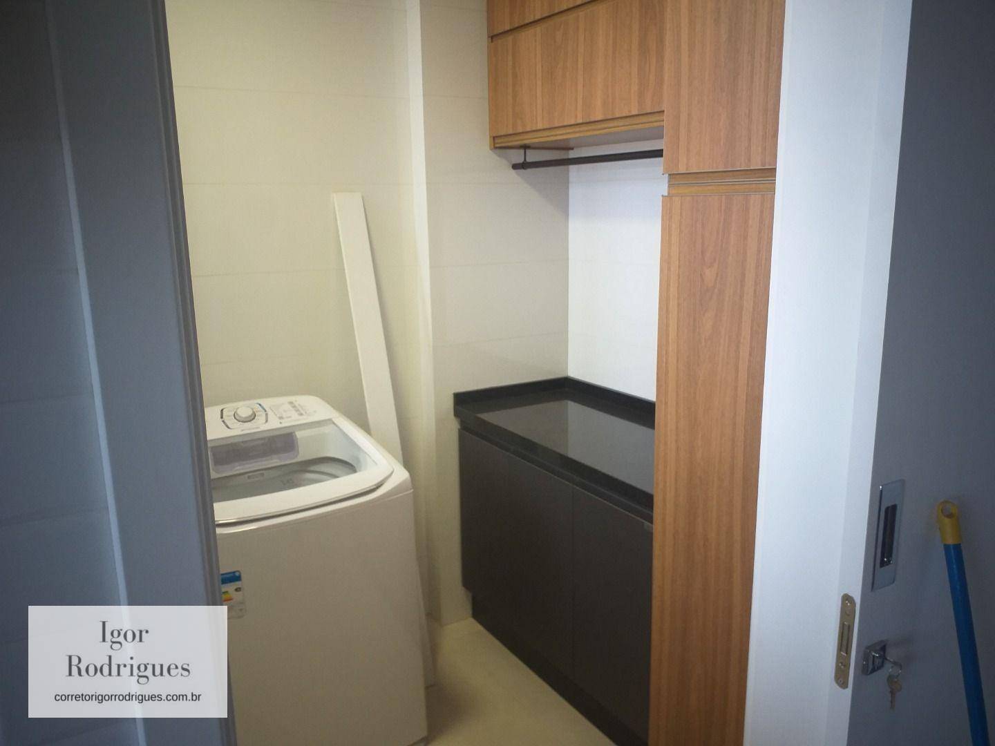 Apartamento à venda com 3 quartos, 123m² - Foto 7