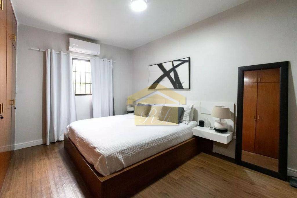 Casa à venda e aluguel com 4 quartos, 230m² - Foto 13