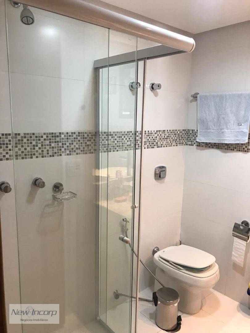 Apartamento à venda com 4 quartos, 200m² - Foto 27