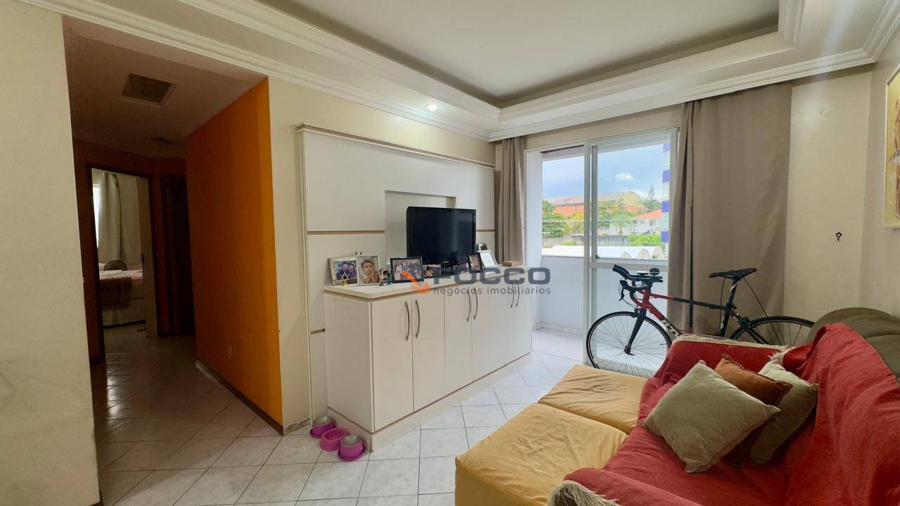 Apartamento à venda com 3 quartos, 79m² - Foto 3