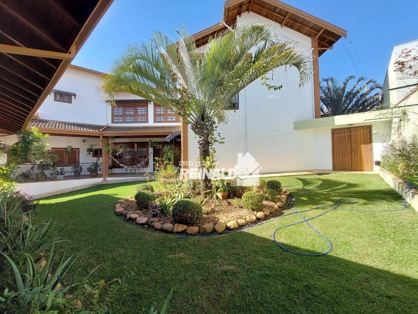 Casa de Condomínio à venda com 4 quartos, 384m² - Foto 9