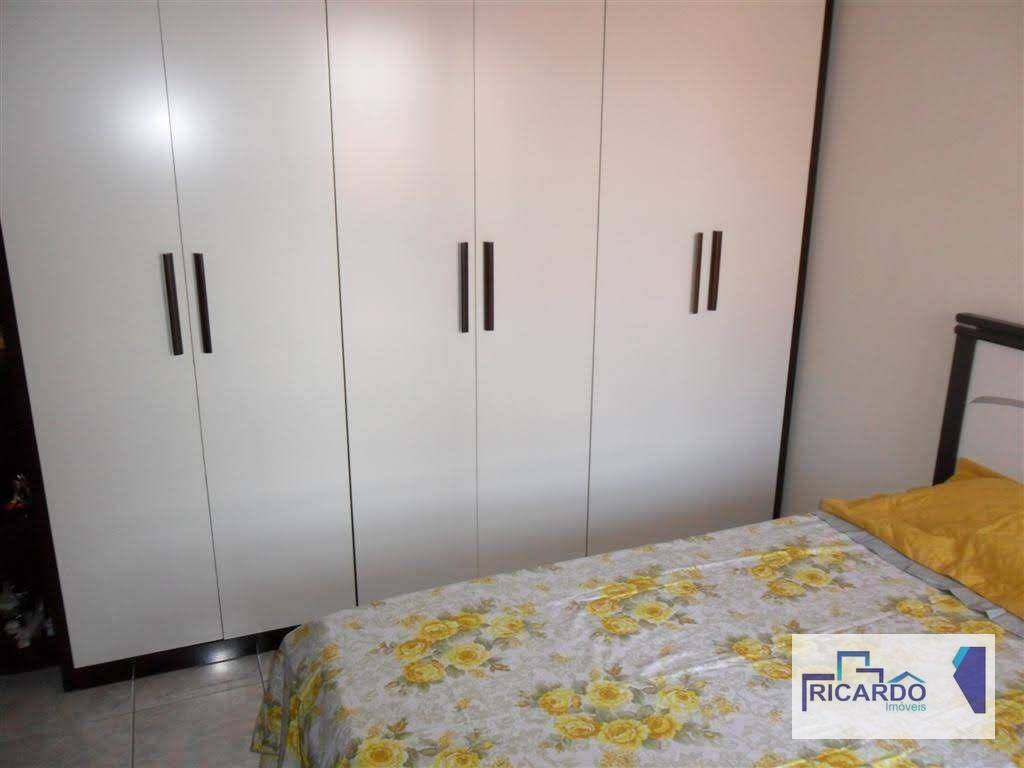 Sobrado à venda com 2 quartos, 60M2 - Foto 11