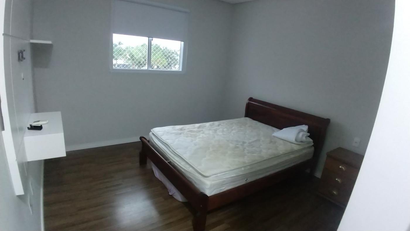 Apartamento para alugar com 2 quartos, 75m² - Foto 16