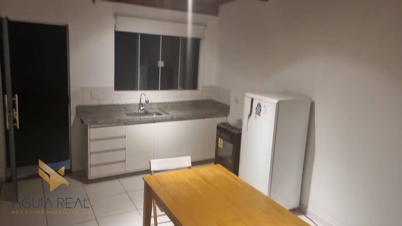 Casa à venda com 3 quartos, 150m² - Foto 7