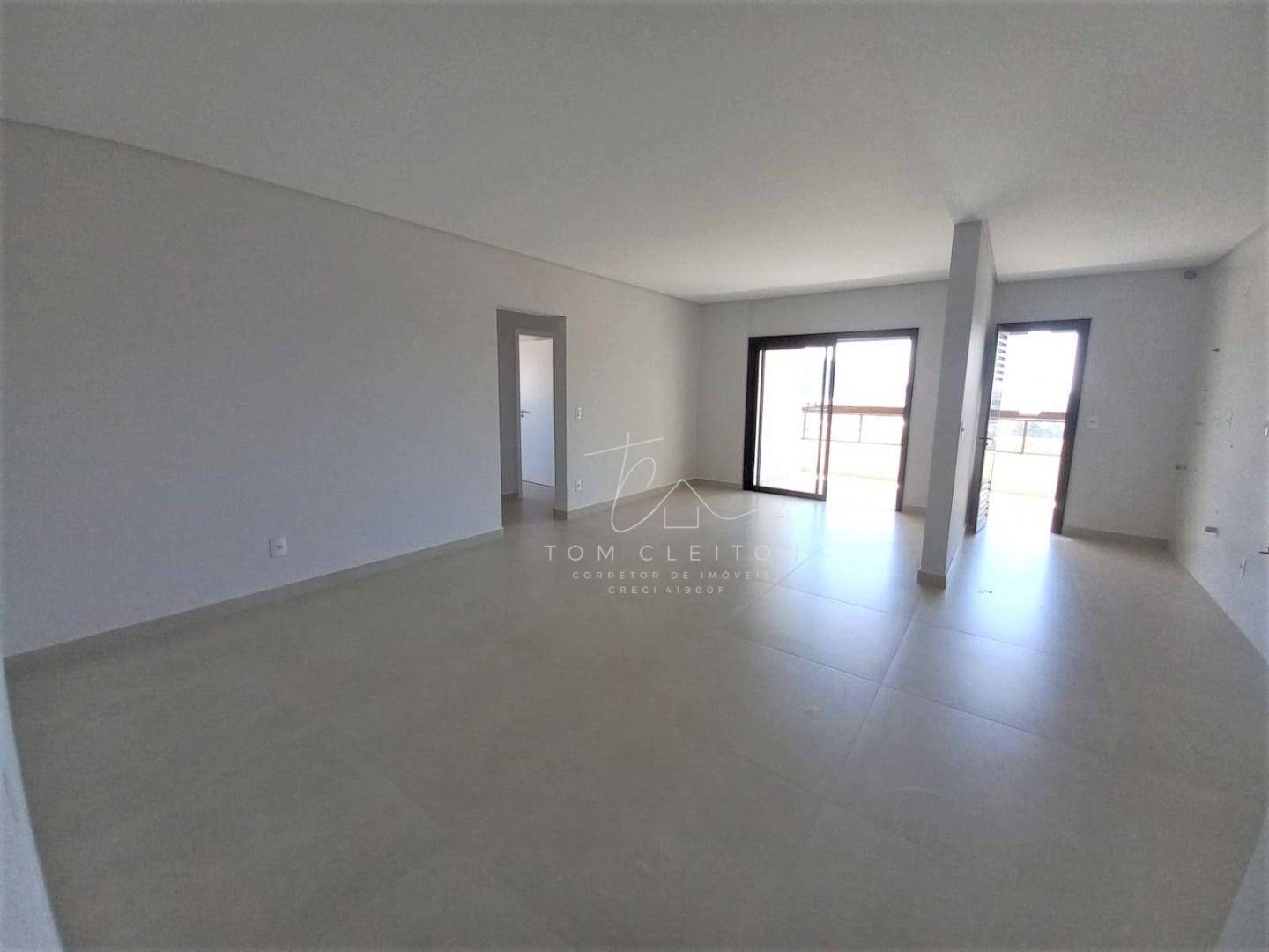 Apartamento à venda com 3 quartos, 104m² - Foto 2