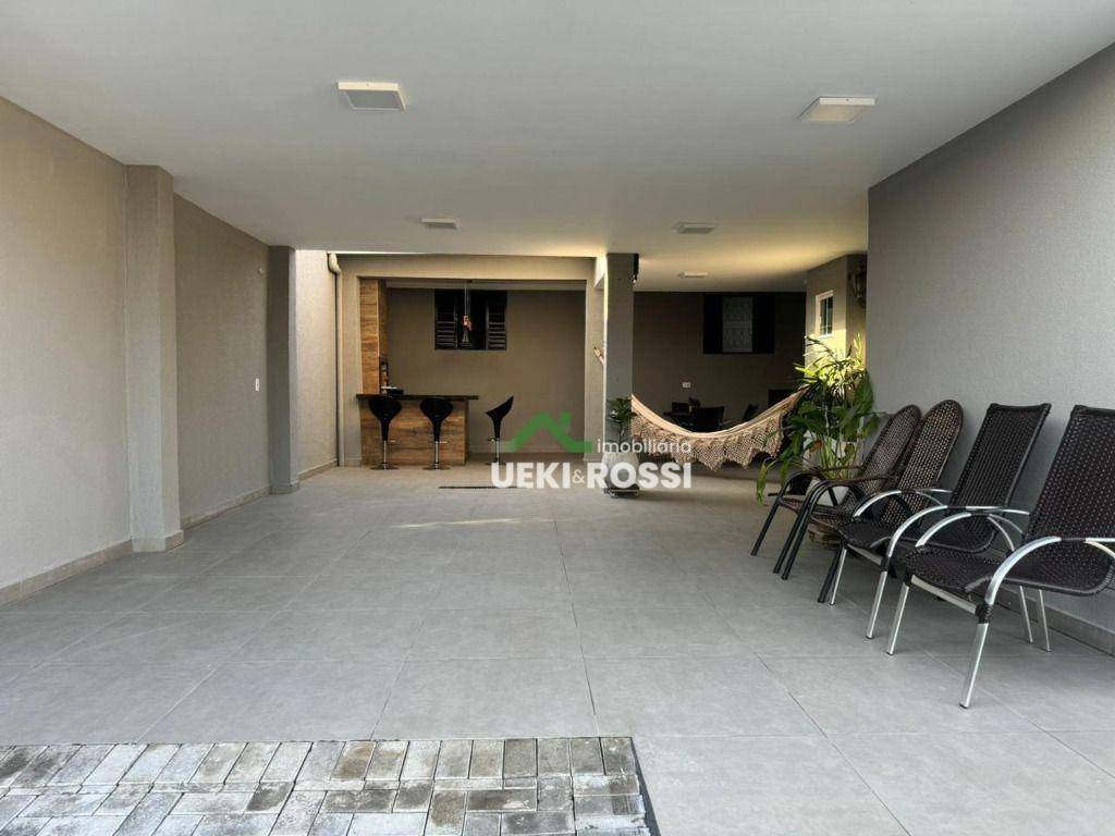 Casa à venda com 4 quartos, 196m² - Foto 6