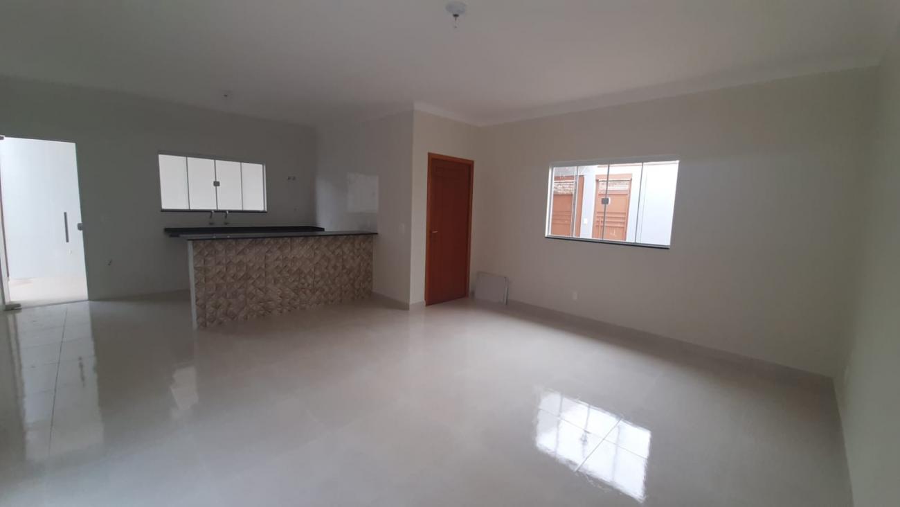 Casa à venda com 3 quartos, 140m² - Foto 2