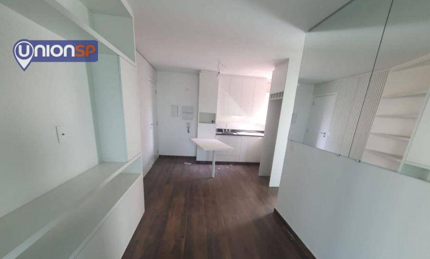 Apartamento à venda com 1 quarto, 41m² - Foto 2