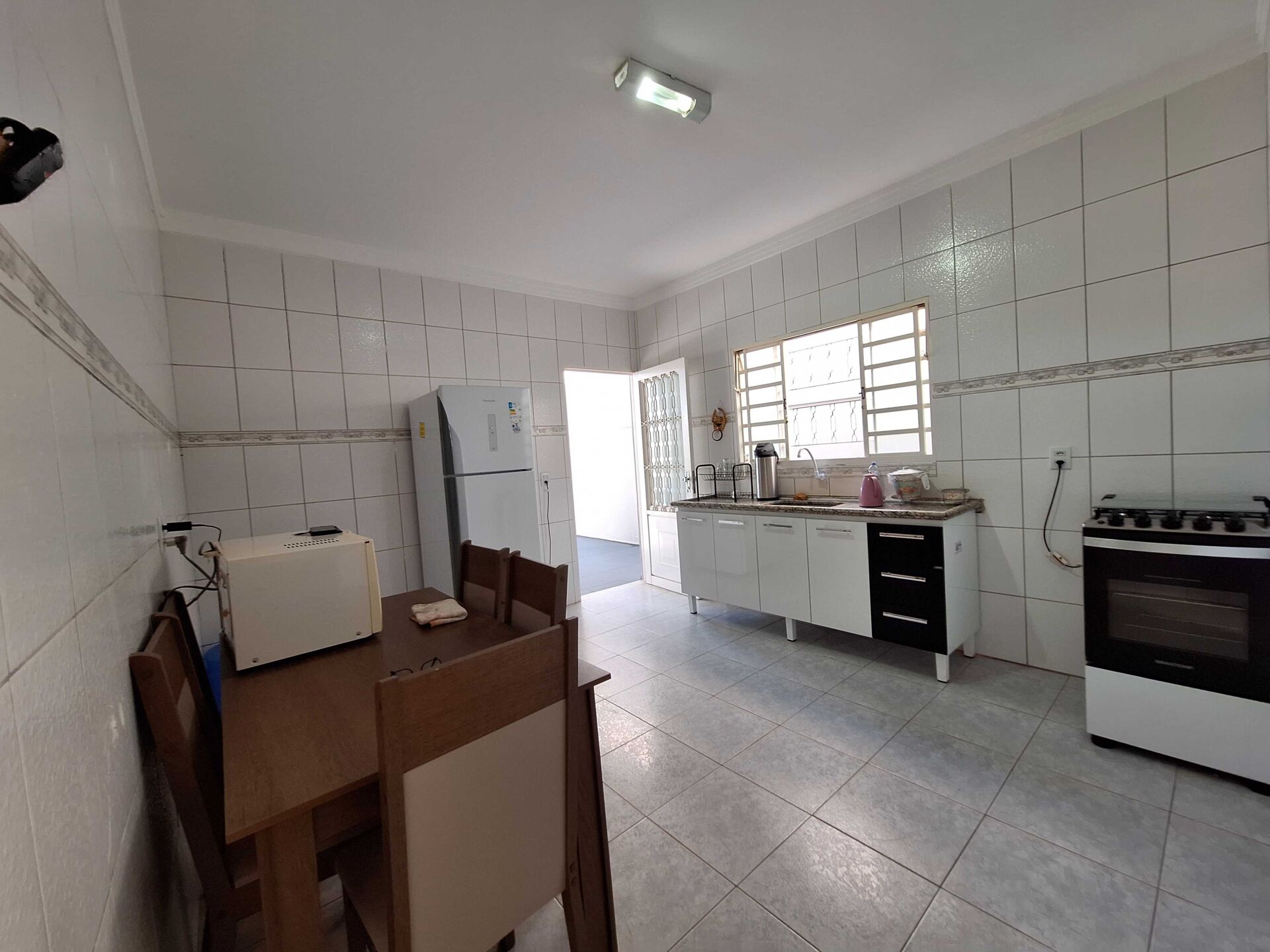 Casa para alugar com 2 quartos, 125m² - Foto 8