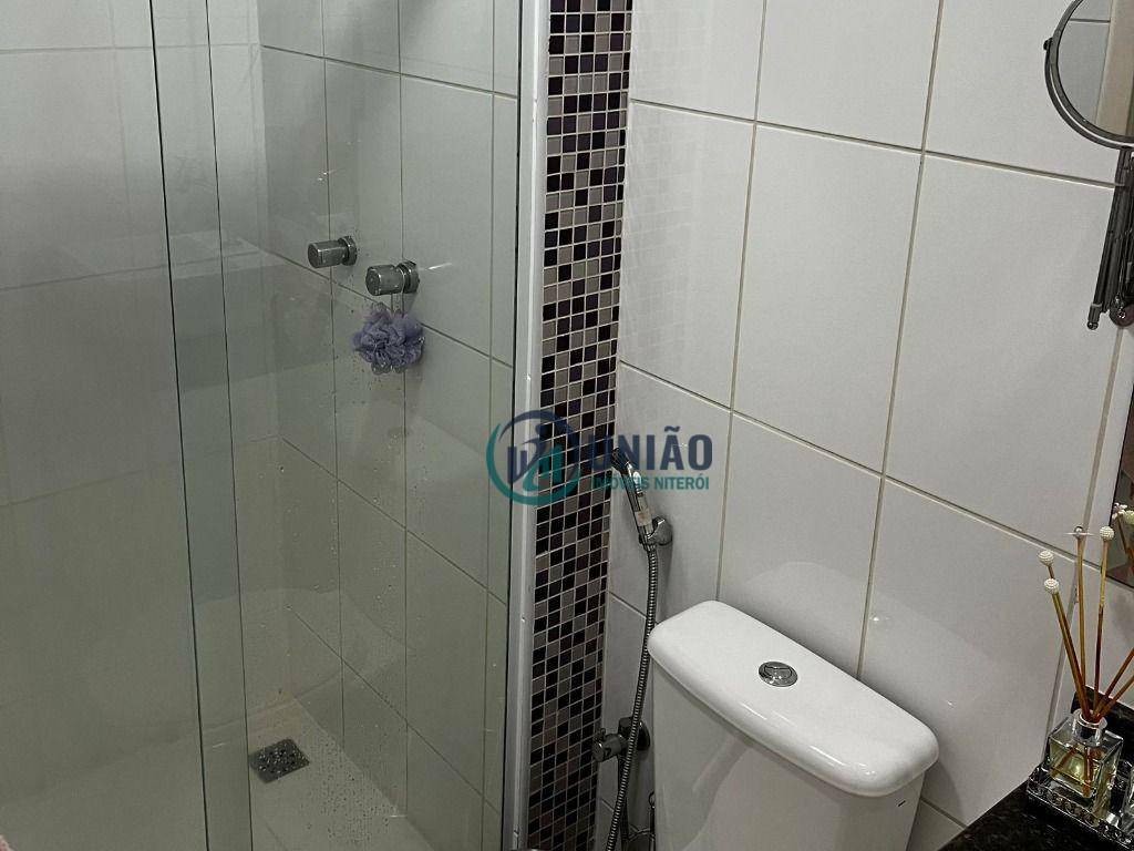 Apartamento à venda com 2 quartos, 61m² - Foto 20