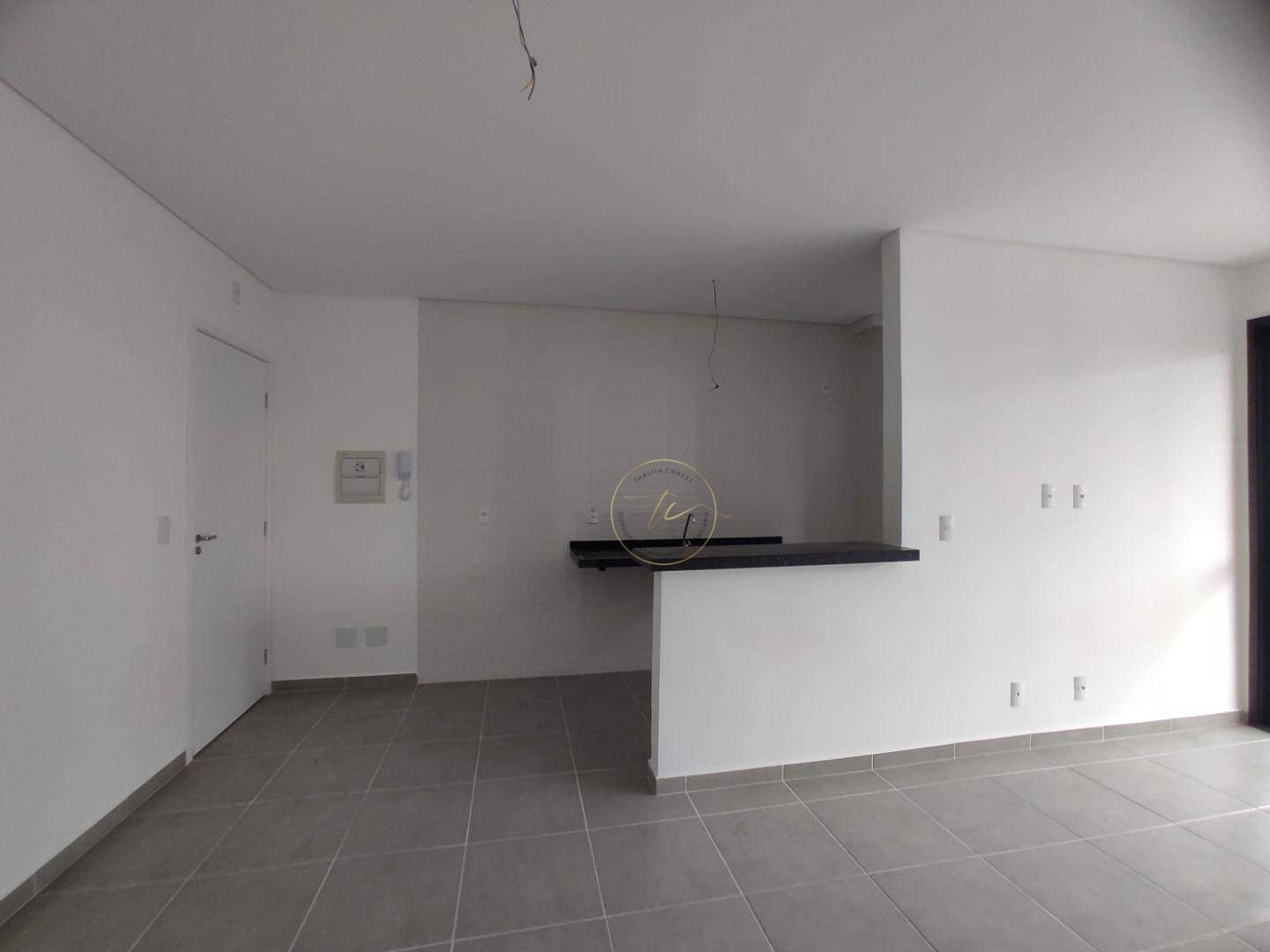 Apartamento à venda com 2 quartos, 70m² - Foto 14