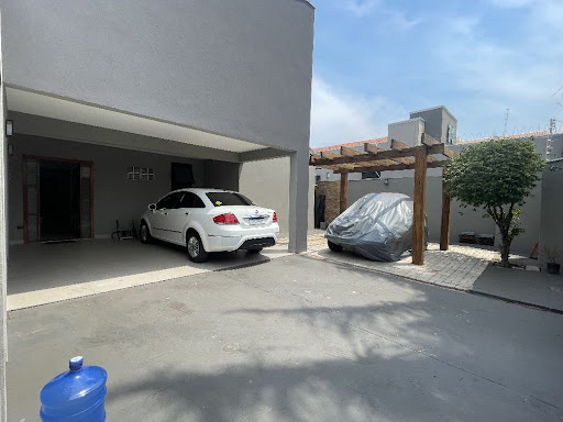 Casa à venda com 3 quartos, 242m² - Foto 10