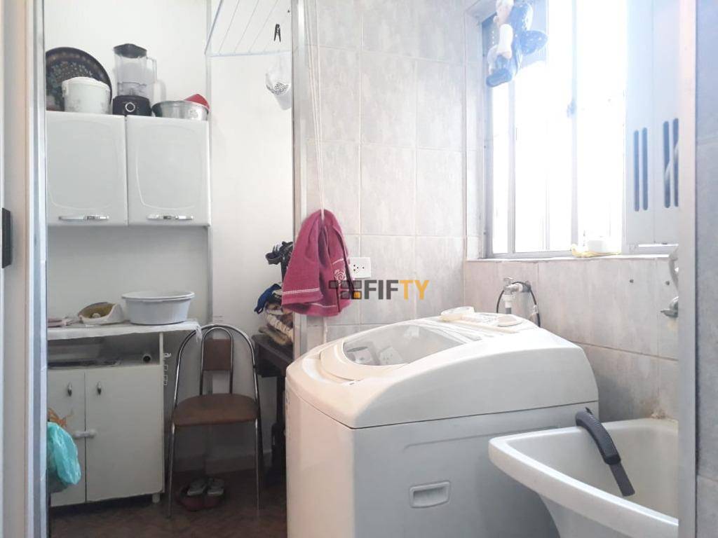 Apartamento à venda com 2 quartos, 90m² - Foto 17