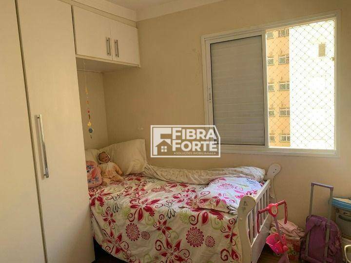 Apartamento à venda com 3 quartos, 70m² - Foto 8