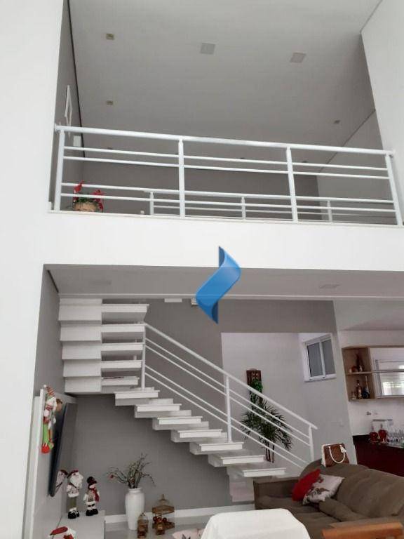 Casa de Condomínio à venda com 3 quartos, 250m² - Foto 5