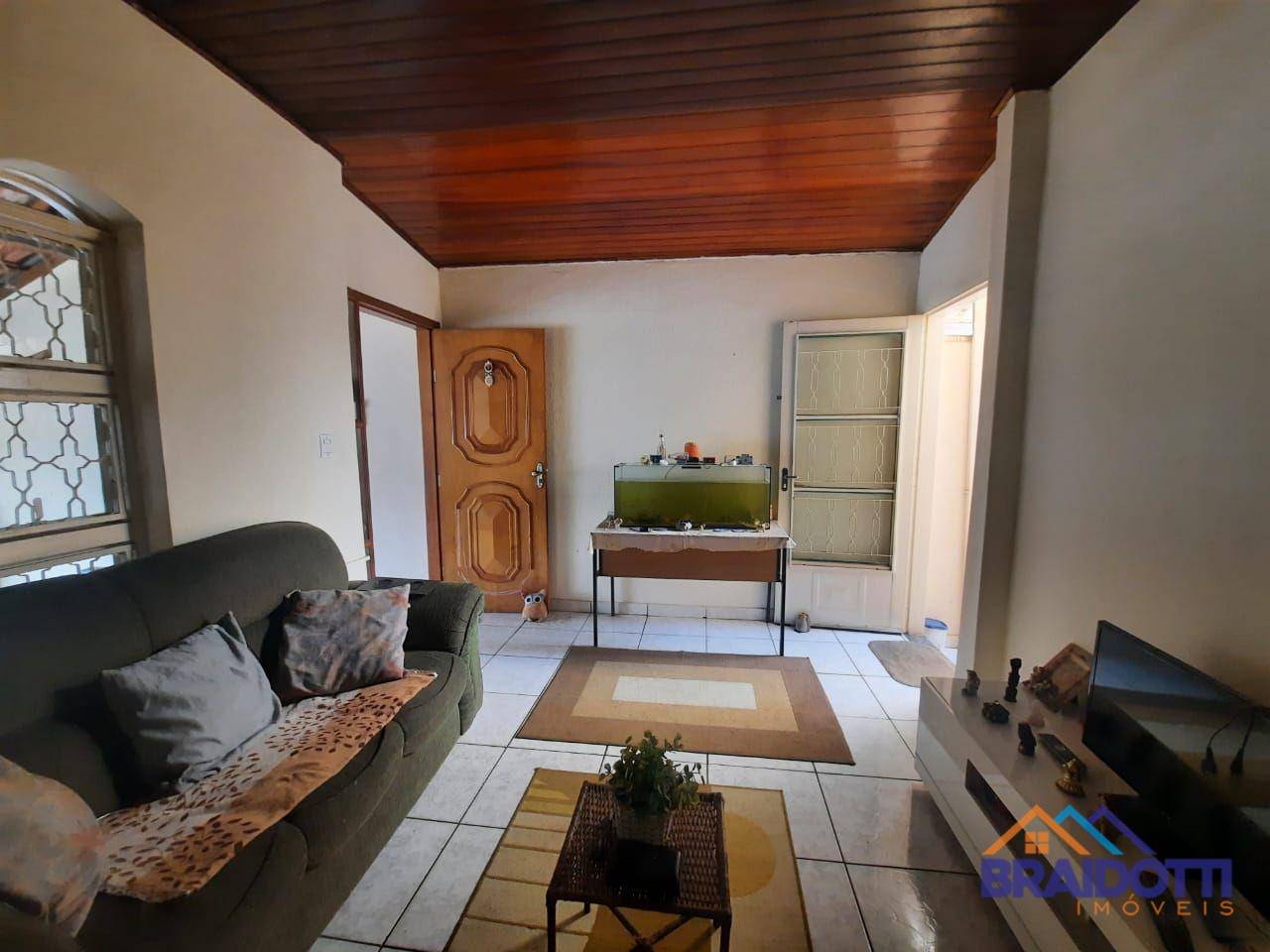 Casa à venda com 2 quartos, 90m² - Foto 9