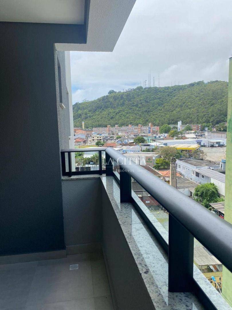 Apartamento à venda com 3 quartos, 79m² - Foto 6