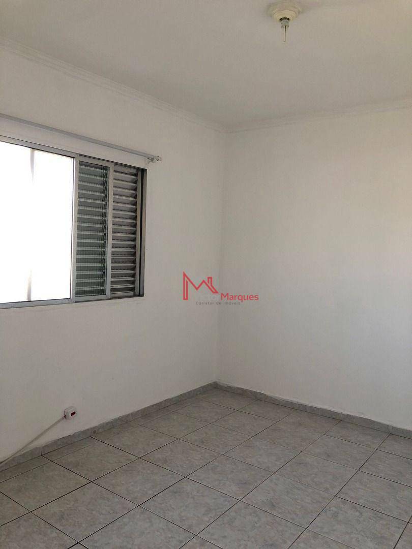 Apartamento à venda com 5 quartos, 210m² - Foto 11