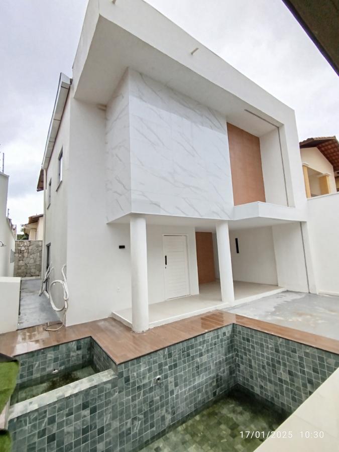 Casa à venda com 4 quartos, 251m² - Foto 5