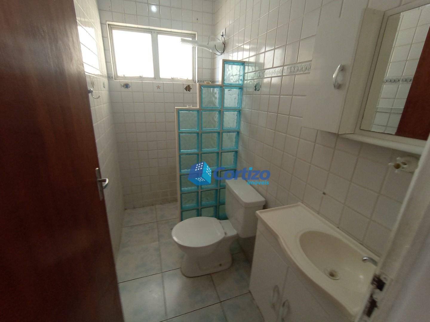Apartamento para alugar com 2 quartos, 65m² - Foto 2
