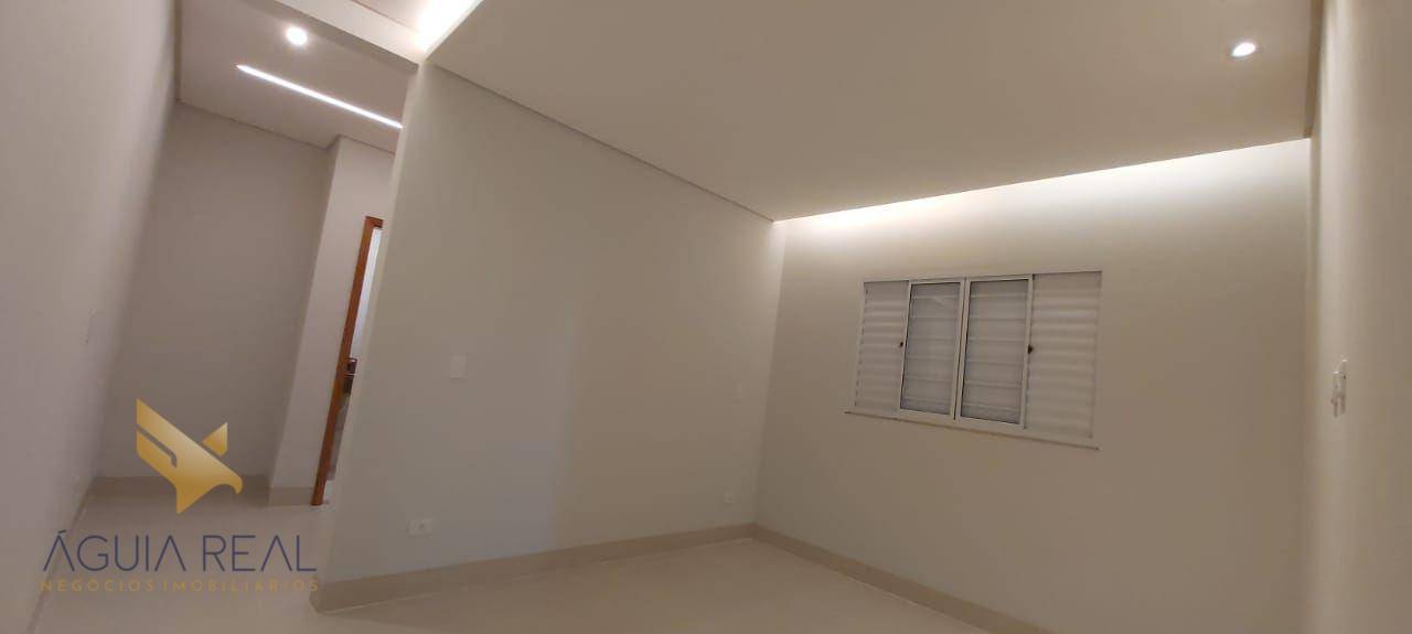 Casa à venda com 3 quartos, 199m² - Foto 7