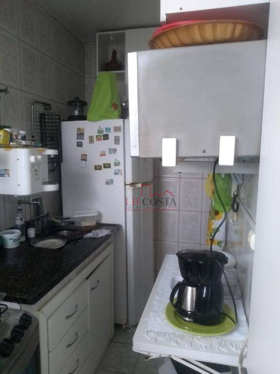 Apartamento à venda com 2 quartos, 60m² - Foto 14