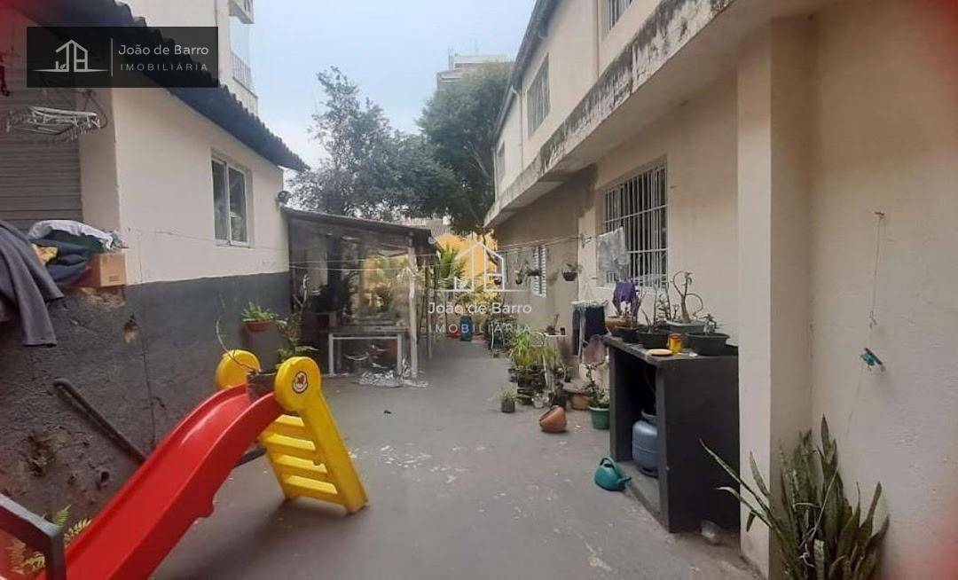 Casa à venda com 4 quartos, 411m² - Foto 6