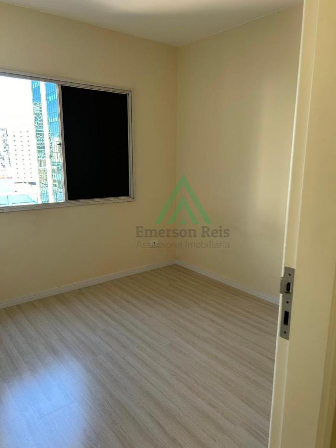 Apartamento à venda com 1 quarto, 43m² - Foto 7