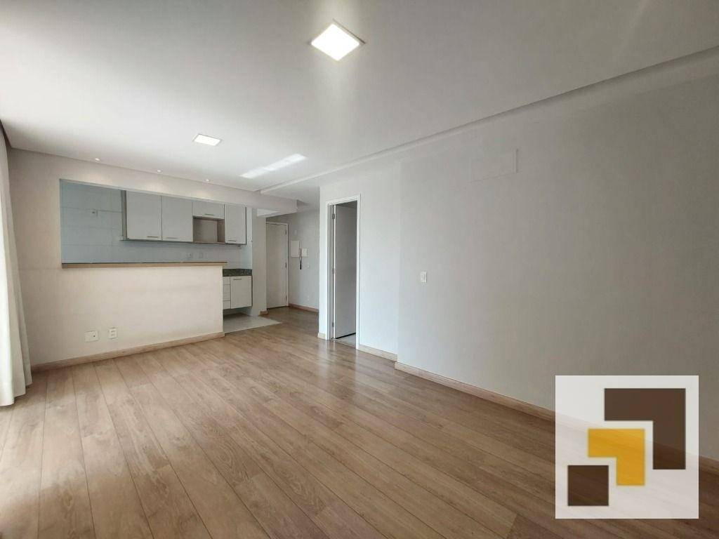 Apartamento para alugar com 2 quartos, 79m² - Foto 6