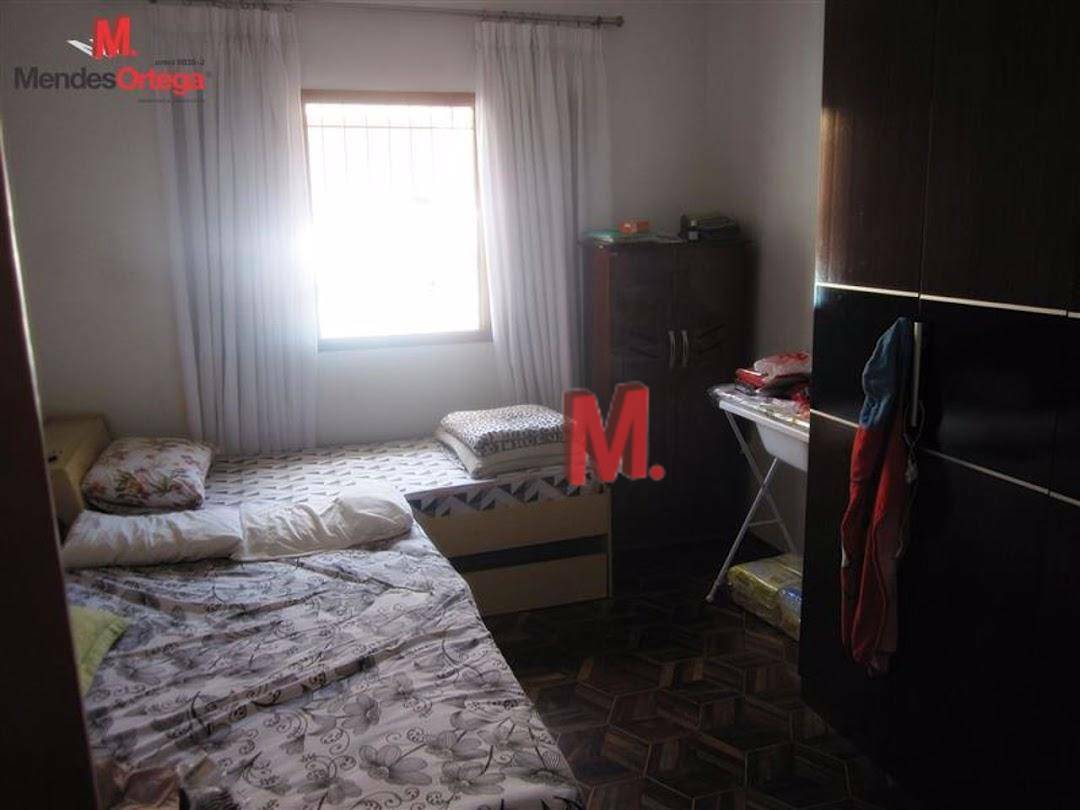 Casa à venda com 2 quartos, 300m² - Foto 15