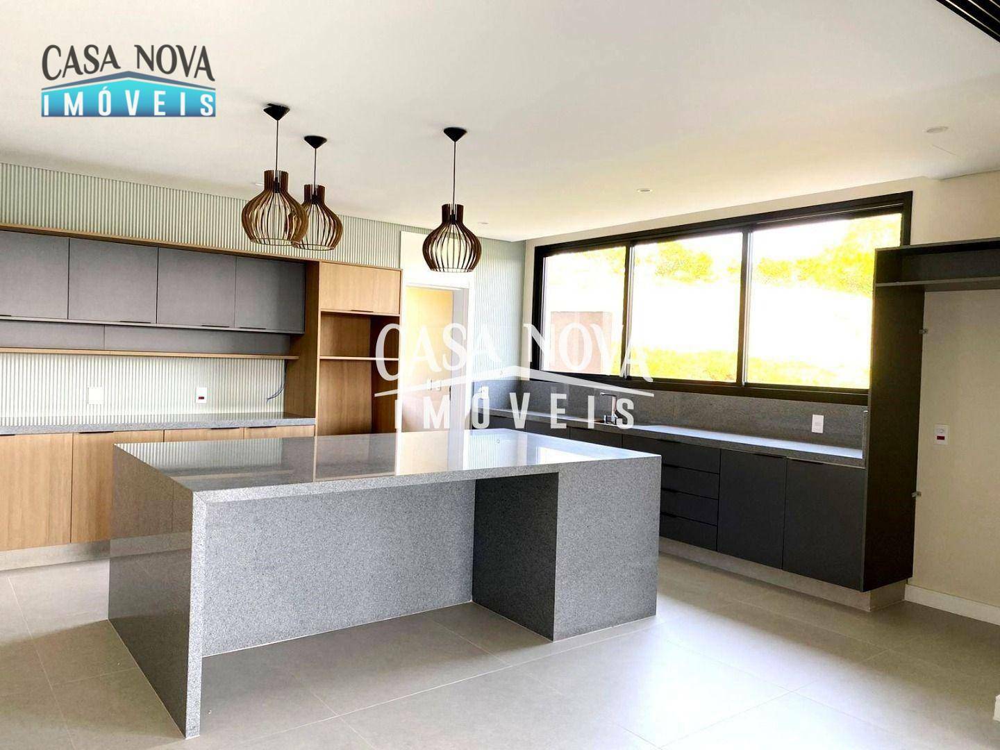 Casa à venda com 4 quartos, 700m² - Foto 25