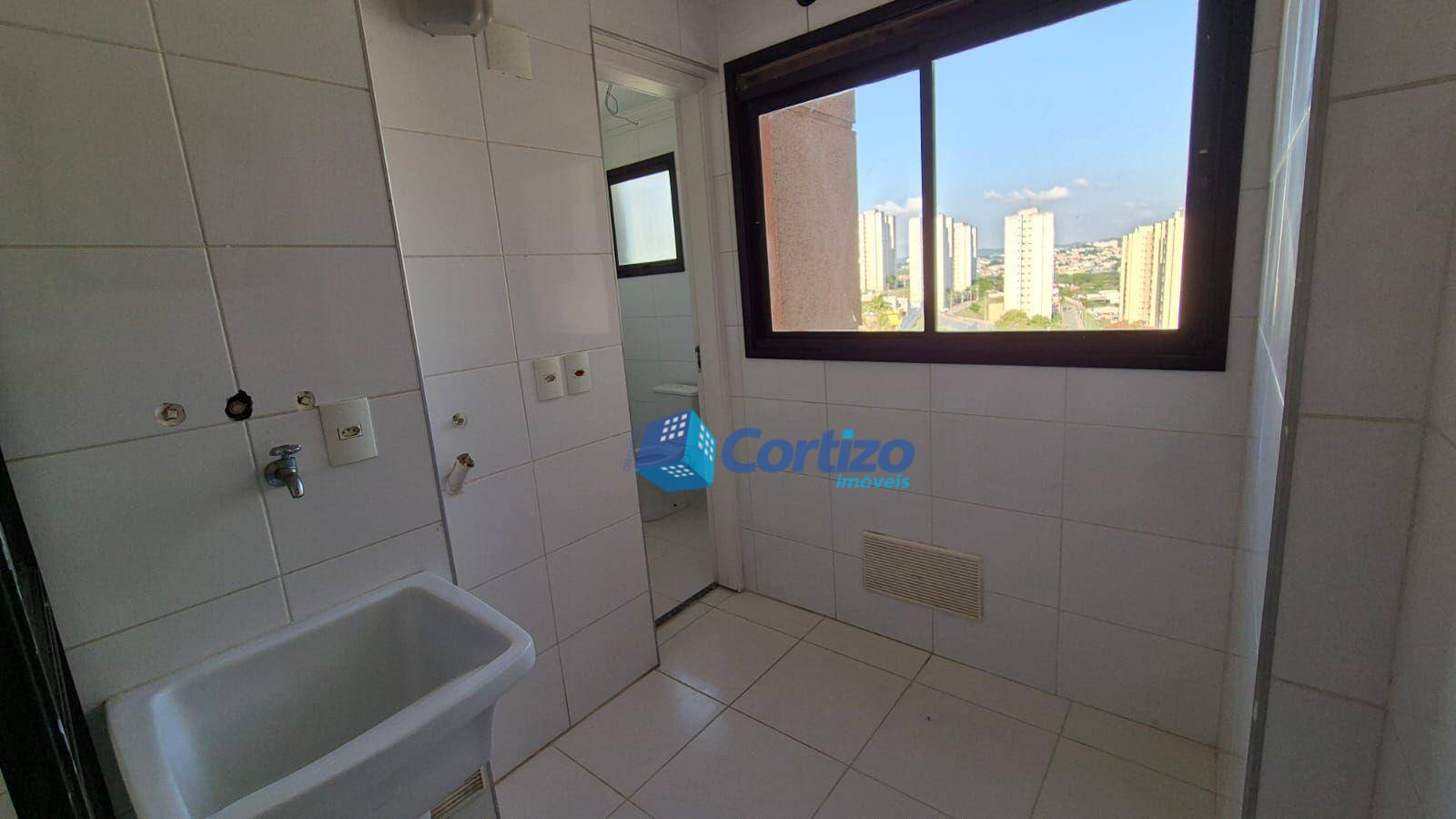 Apartamento à venda com 3 quartos, 77m² - Foto 3