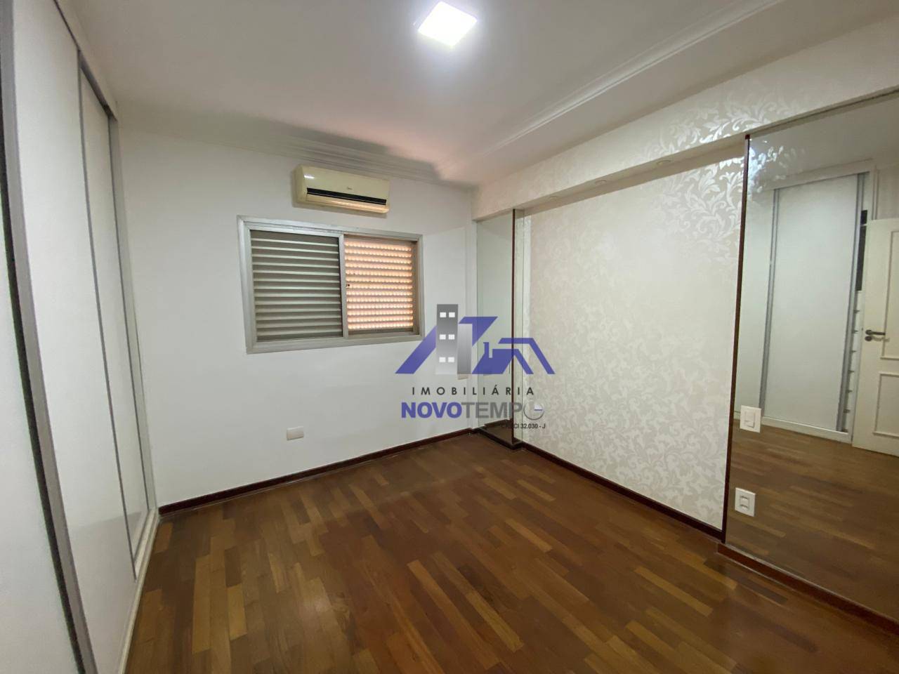 Apartamento à venda com 2 quartos, 95m² - Foto 10