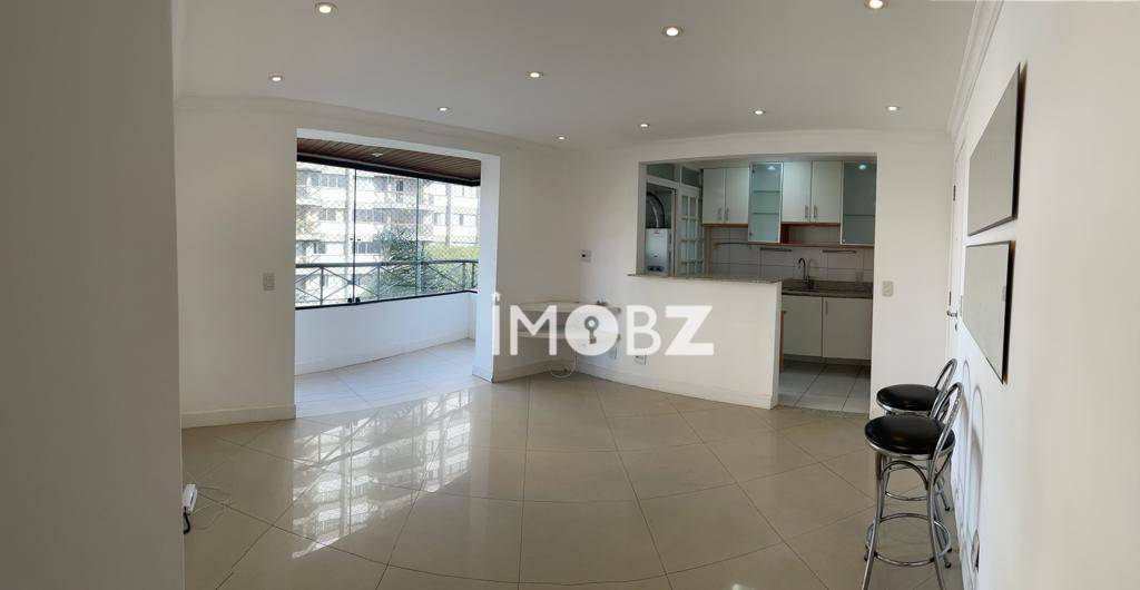 Apartamento à venda com 2 quartos, 58m² - Foto 2