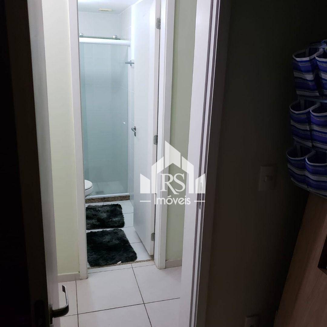 Apartamento à venda com 3 quartos, 65m² - Foto 4