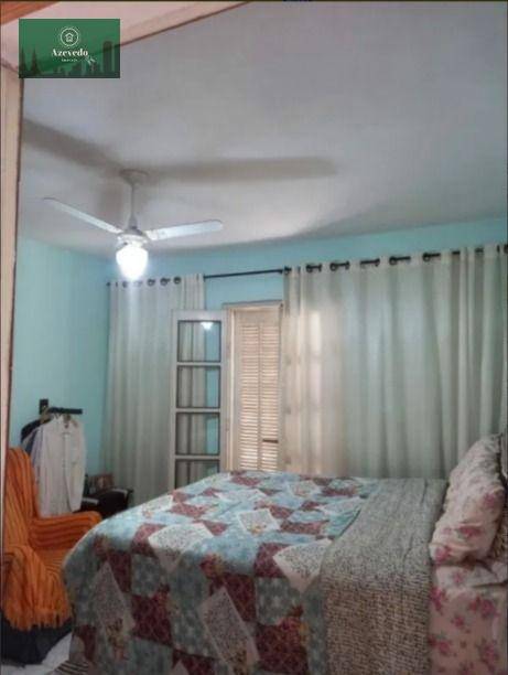 Sobrado à venda com 2 quartos, 180m² - Foto 4