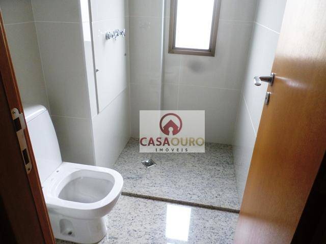 Apartamento à venda com 4 quartos, 178m² - Foto 11